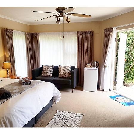 Oudtshoorn Guest House Bagian luar foto